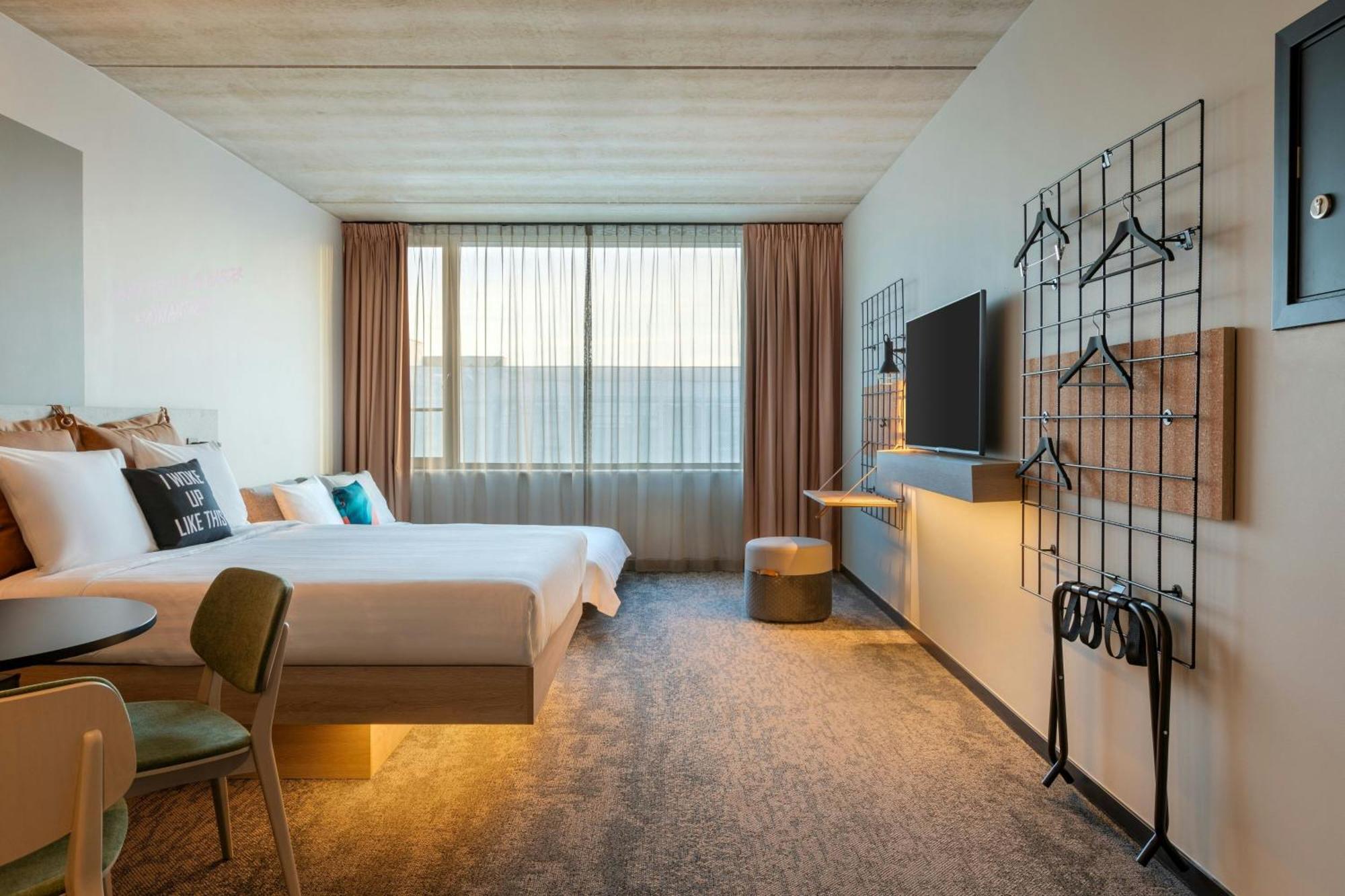 Hotel Moxy Antwerpen Exterior foto