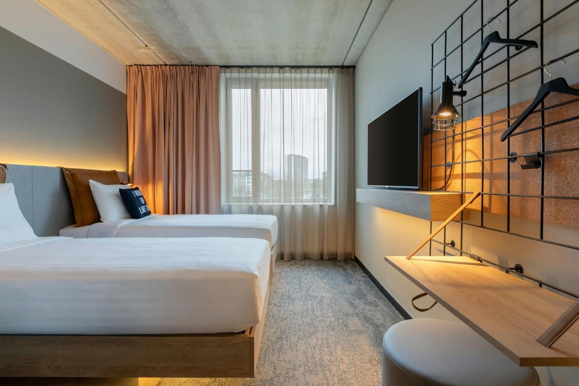 Hotel Moxy Antwerpen Exterior foto